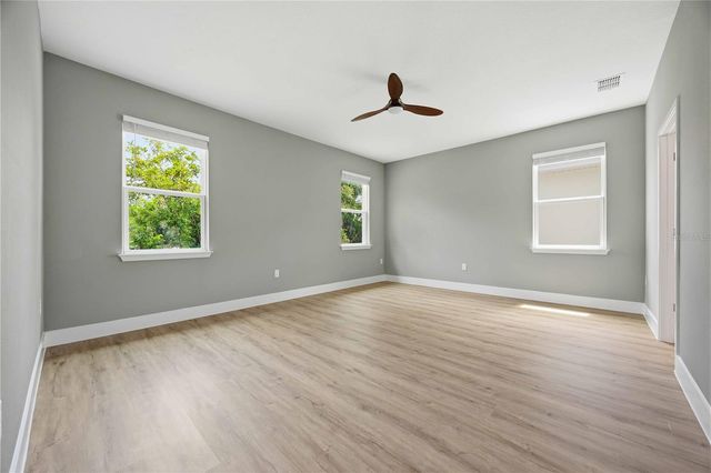 2112 RIVER HAWK LOOP, Winter Haven, FL 33880