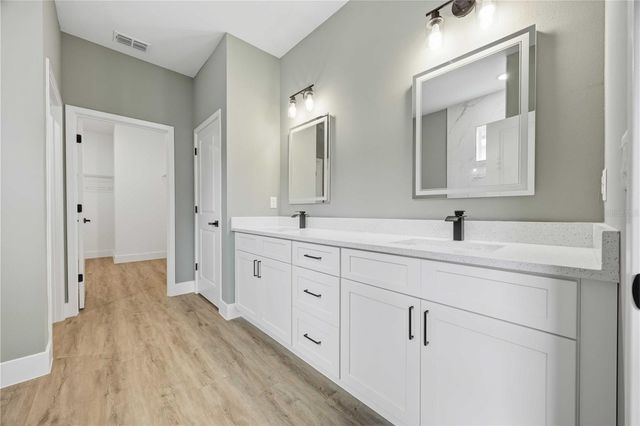 2112 RIVER HAWK LOOP, Winter Haven, FL 33880