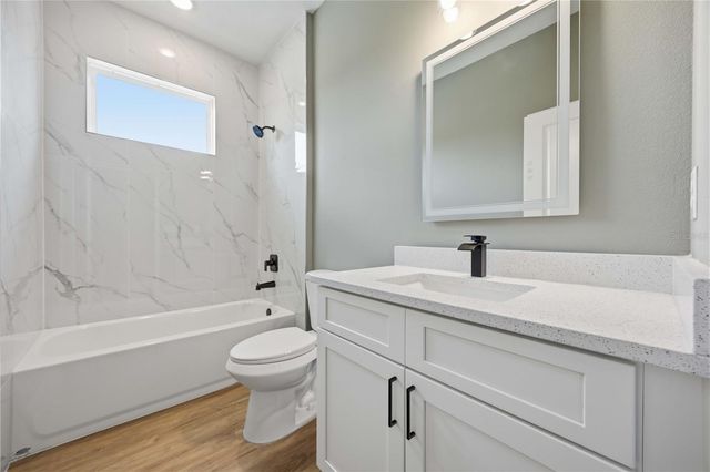 2112 RIVER HAWK LOOP, Winter Haven, FL 33880