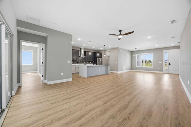 2112 RIVER HAWK LOOP, Winter Haven, FL 33880