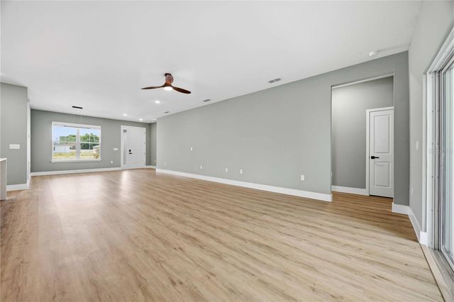 2112 RIVER HAWK LOOP, Winter Haven, FL 33880