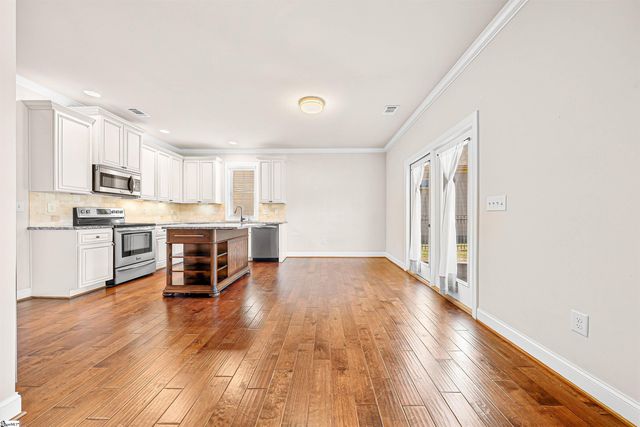 330 Belle Oaks Drive, Simpsonville, SC 29680