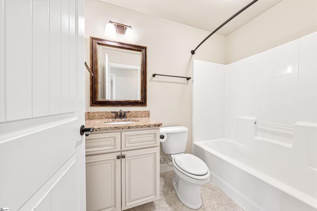 330 Belle Oaks Drive, Simpsonville, SC 29680