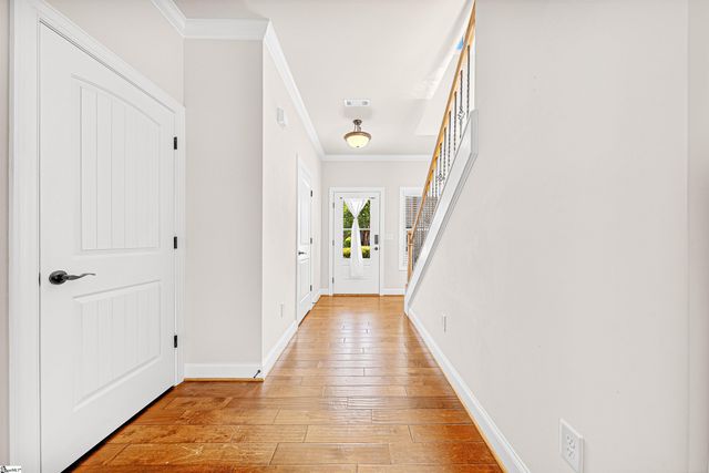330 Belle Oaks Drive, Simpsonville, SC 29680