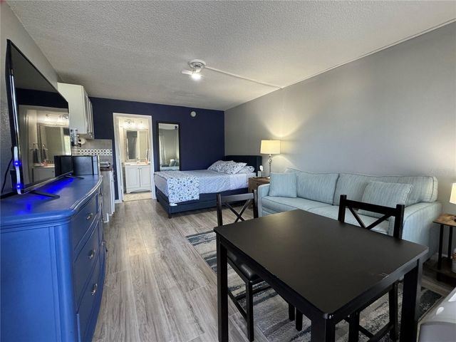 7150 N TAMIAMI TRAIL S-623, Sarasota, FL 34243