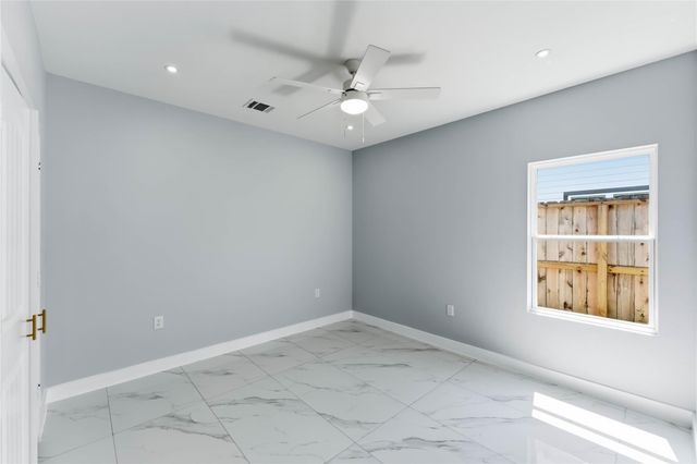 201 Road 51022, Cleveland, TX 77327