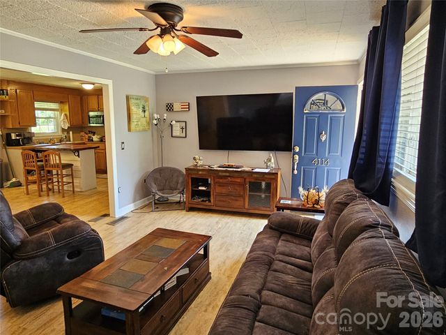 4114 Kendell Place, Hudson, NC 28638