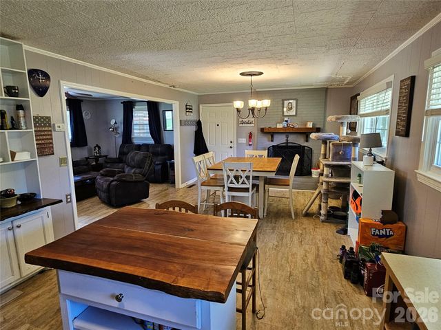 4114 Kendell Place, Hudson, NC 28638