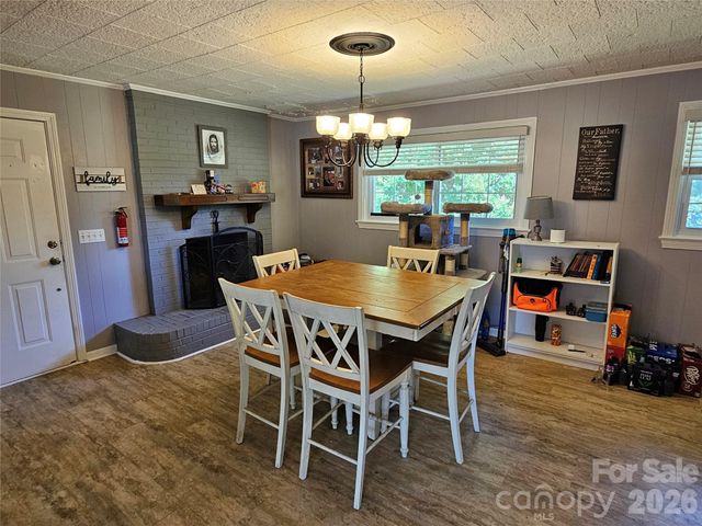 4114 Kendell Place, Hudson, NC 28638