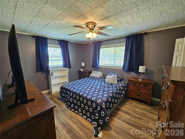 4114 Kendell Place, Hudson, NC 28638