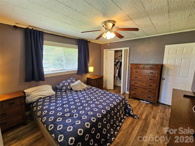 4114 Kendell Place, Hudson, NC 28638