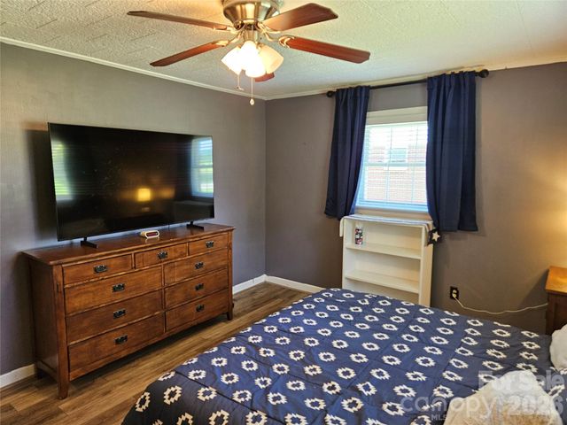 4114 Kendell Place, Hudson, NC 28638