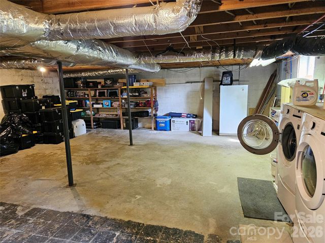4114 Kendell Place, Hudson, NC 28638