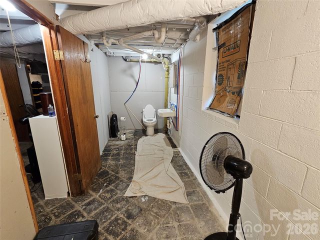4114 Kendell Place, Hudson, NC 28638