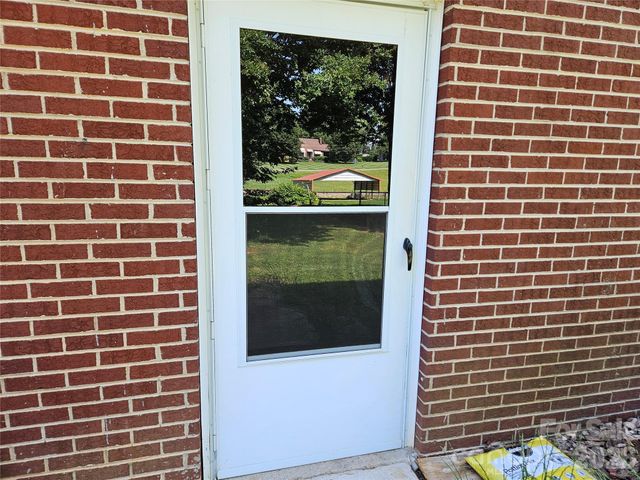 4114 Kendell Place, Hudson, NC 28638