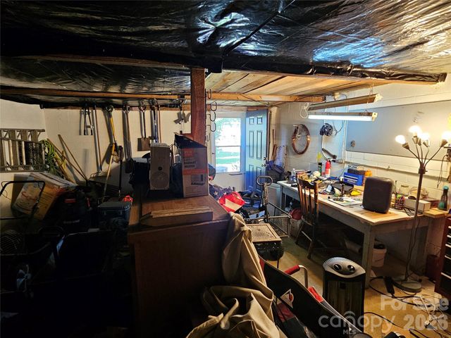 4114 Kendell Place, Hudson, NC 28638