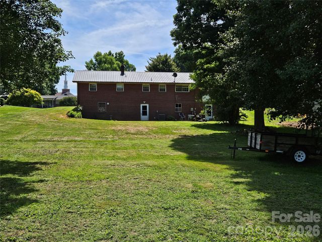 4114 Kendell Place, Hudson, NC 28638