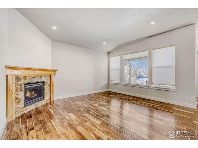 2078 Vineyard Dr, Windsor, CO 80550