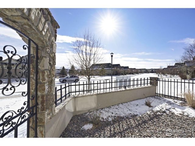 2078 Vineyard Dr, Windsor, CO 80550
