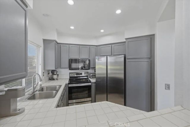 7254 Shoreline Drive 131, San Diego, CA 92122