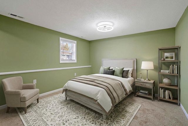 4842 104th Avenue NE, Circle Pines, MN 55014