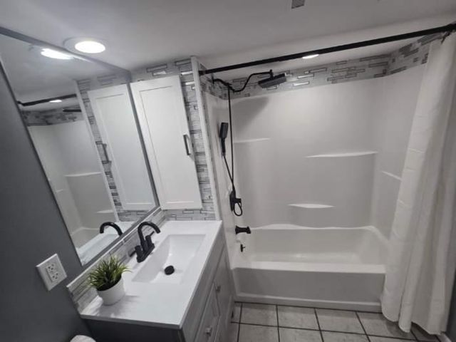 4842 104th Avenue NE, Circle Pines, MN 55014