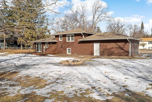 4842 104th Avenue NE, Circle Pines, MN 55014