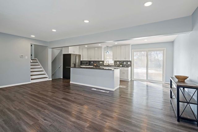 4842 104th Avenue NE, Circle Pines, MN 55014