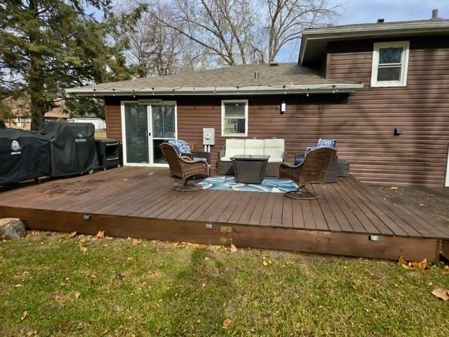 4842 104th Avenue NE, Circle Pines, MN 55014