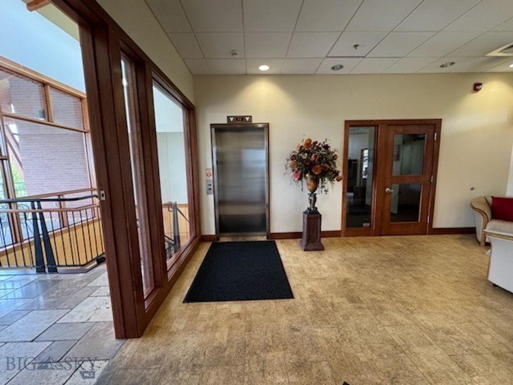 1001 W Oak Street 211, Bozeman, MT 59715 photo 3