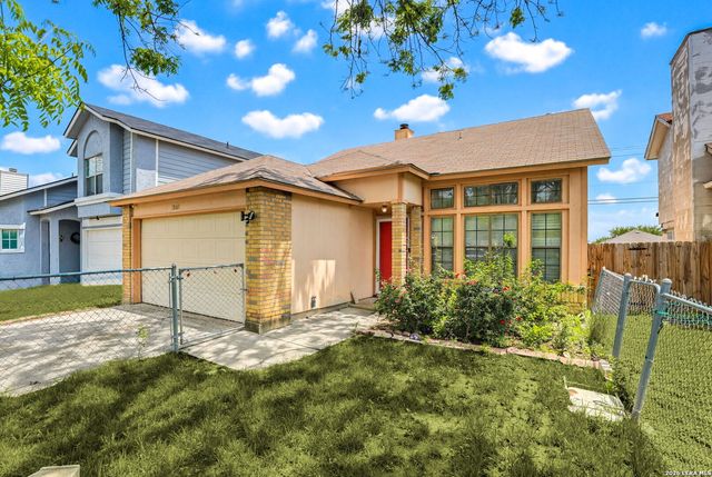 3162 Beacon Field, San Antonio, TX 78245