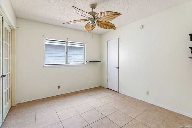 3162 Beacon Field, San Antonio, TX 78245