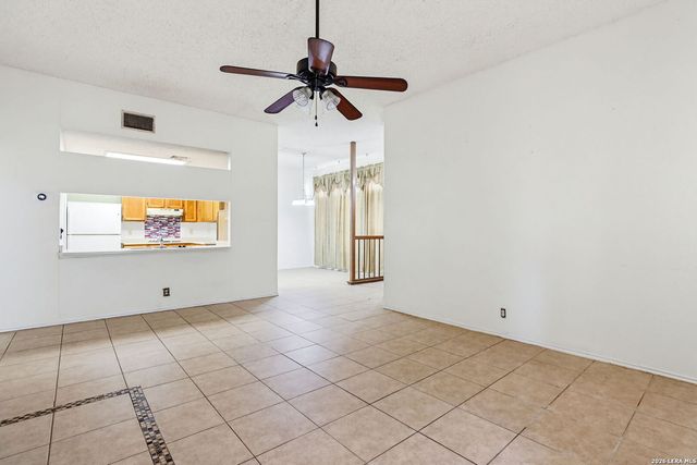 3162 Beacon Field, San Antonio, TX 78245