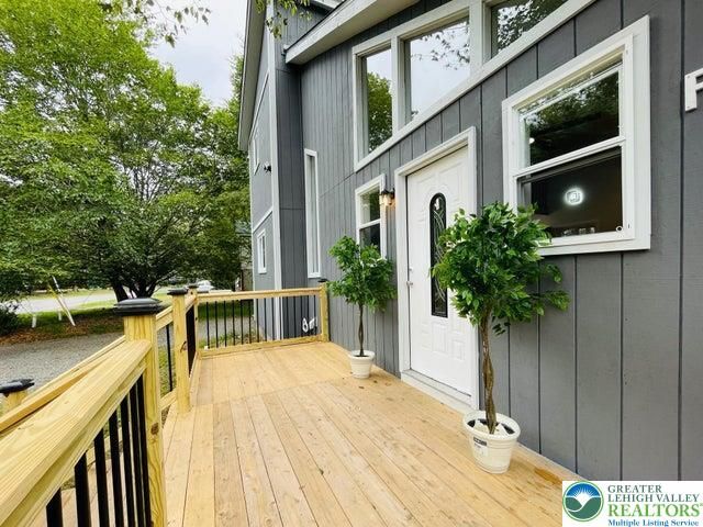 1225 Country-Place Drive, Coolbaugh Twp, PA 18466