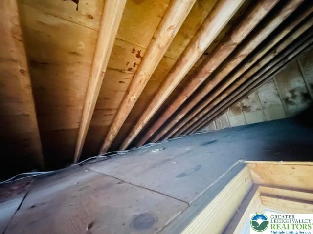 1225 Country-Place Drive, Coolbaugh Twp, PA 18466