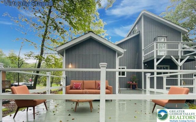 1225 Country-Place Drive, Coolbaugh Twp, PA 18466