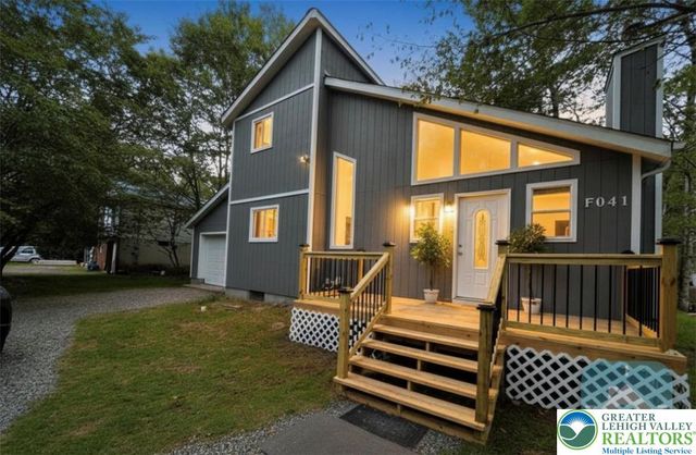 1225 Country-Place Drive, Coolbaugh Twp, PA 18466