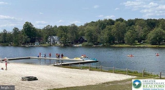 1225 Country-Place Drive, Coolbaugh Twp, PA 18466