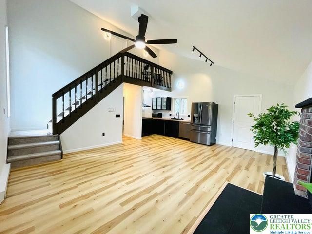 1225 Country-Place Drive, Coolbaugh Twp, PA 18466