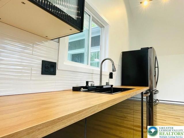 1225 Country-Place Drive, Coolbaugh Twp, PA 18466