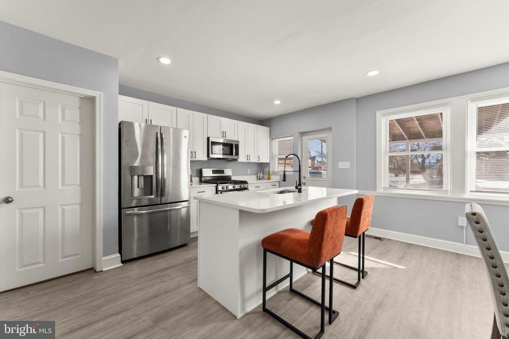 4527 NORTHWOOD, Baltimore, MD 21239