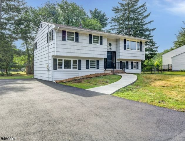 1018 Papen Rd, Bridgewater Twp., NJ 08807