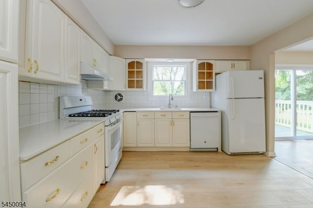 1018 Papen Rd, Bridgewater Twp., NJ 08807