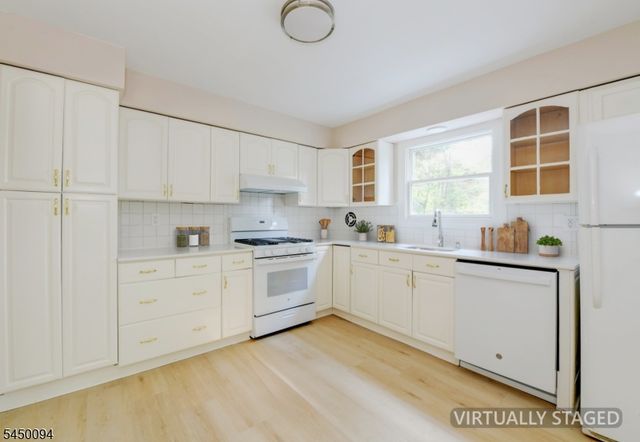 1018 Papen Rd, Bridgewater Twp., NJ 08807