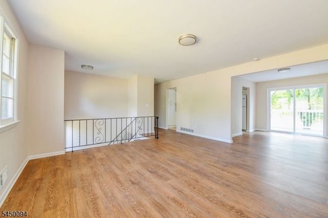 1018 Papen Rd, Bridgewater Twp., NJ 08807