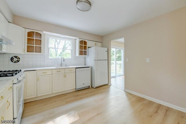 1018 Papen Rd, Bridgewater Twp., NJ 08807