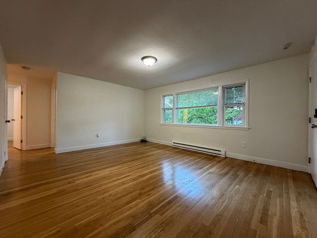 15 Park Avenue 5, Foxboro, MA 02035