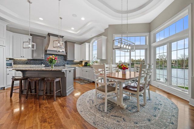 W356N5136 Lakeshore DRIVE, Oconomowoc, WI 53066