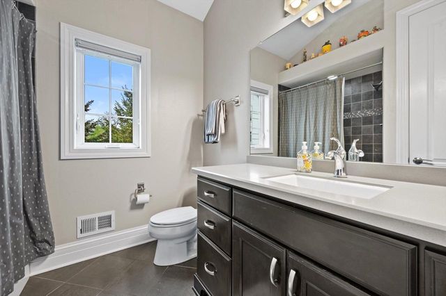 W356N5136 Lakeshore DRIVE, Oconomowoc, WI 53066