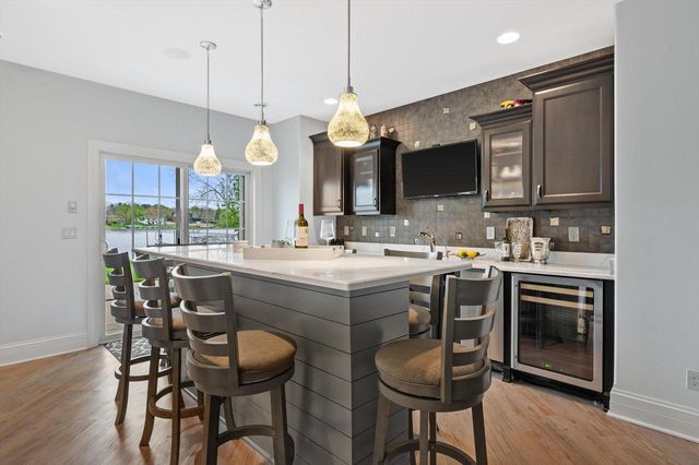 W356N5136 Lakeshore DRIVE, Oconomowoc, WI 53066